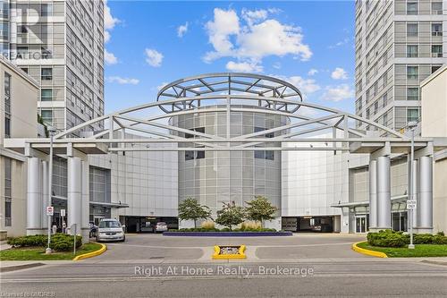 1601 - 36 Lee Centre Drive, Toronto (Woburn), ON - Outdoor