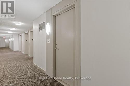 1601 - 36 Lee Centre Drive, Toronto (Woburn), ON - Indoor Photo Showing Other Room