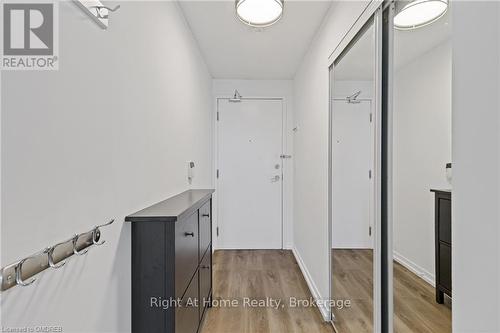 1601 - 36 Lee Centre Drive, Toronto (Woburn), ON - Indoor Photo Showing Other Room