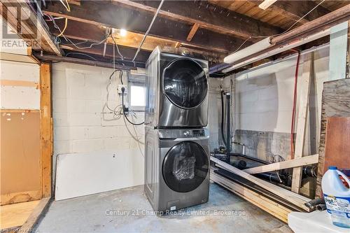 208 Concession Street, Kingston (East Of Sir John A. Blvd), ON - Indoor Photo Showing Laundry Room