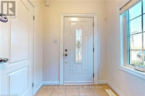 15 Brooking Court, Hamilton (Ancaster), ON - Indoor Photo Showing Other Room