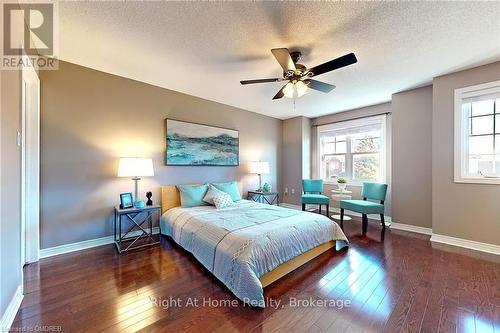 15 Brooking Court, Hamilton (Ancaster), ON - Indoor Photo Showing Bedroom