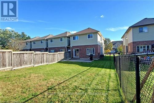 15 Brooking Court, Hamilton (Ancaster), ON - Outdoor With Deck Patio Veranda