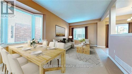 15 Brooking Court, Hamilton (Ancaster), ON - Indoor Photo Showing Dining Room