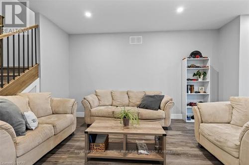 757 Anderson Drive, Huron East (Brussels), ON - Indoor Photo Showing Living Room