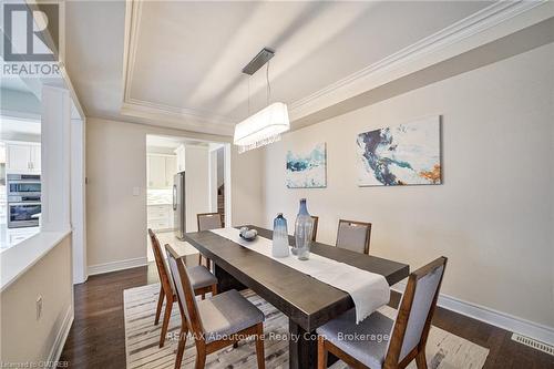 211 Sixteen Mile Drive, Oakville (1008 - Go Glenorchy), ON - Indoor Photo Showing Dining Room