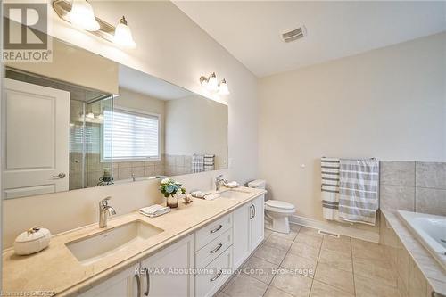 211 Sixteen Mile Drive, Oakville (1008 - Go Glenorchy), ON - Indoor Photo Showing Bathroom