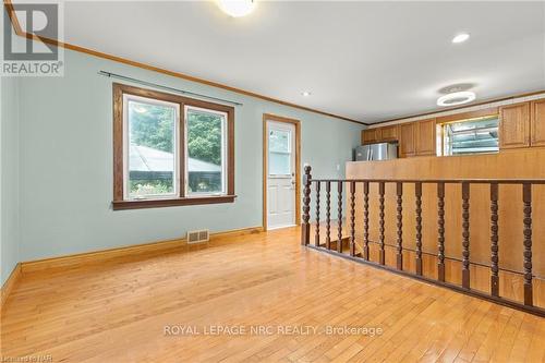 5648 Royal Manor Drive, Niagara Falls (215 - Hospital), ON - Indoor Photo Showing Other Room