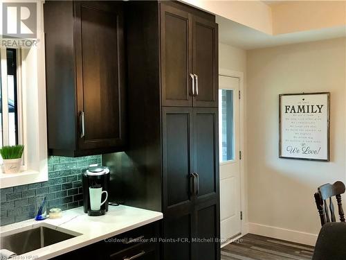 215 Duncan Street, West Perth (Mitchell), ON - Indoor Photo Showing Kitchen