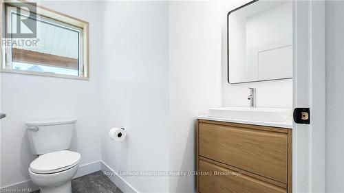 89 Isobel Street, Ashfield-Colborne-Wawanosh (West Wawanosh), ON - Indoor Photo Showing Bathroom