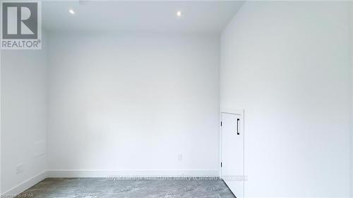 89 Isobel Street, Ashfield-Colborne-Wawanosh (West Wawanosh), ON - Indoor Photo Showing Other Room