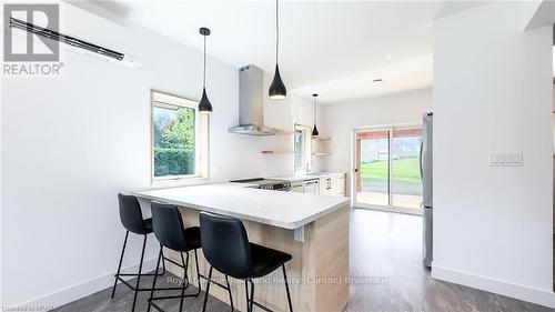 89 Isobel Street, Ashfield-Colborne-Wawanosh (West Wawanosh), ON - Indoor Photo Showing Kitchen With Upgraded Kitchen