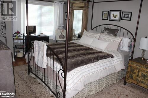 107 - 3 Brandy Lane Drive, Collingwood, ON - Indoor Photo Showing Bedroom