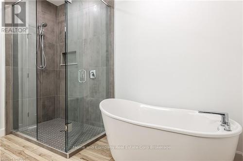 70 Deer Ridge Lane, Bluewater (Bayfield), ON - Indoor Photo Showing Bathroom