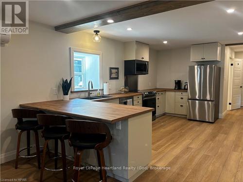 10 Jessie Street, Huron-Kinloss, ON - Indoor Photo Showing Kitchen With Double Sink