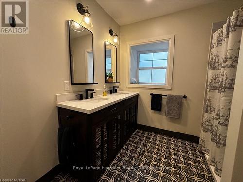 10 Jessie Street, Huron-Kinloss, ON - Indoor Photo Showing Bathroom