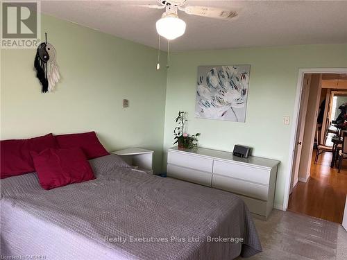 604 - 21 East Avenue S, Hamilton (Landsdale), ON - Indoor Photo Showing Bedroom