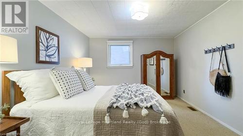 27 Bluewater Drive, Central Huron (Goderich Twp), ON - Indoor Photo Showing Bedroom