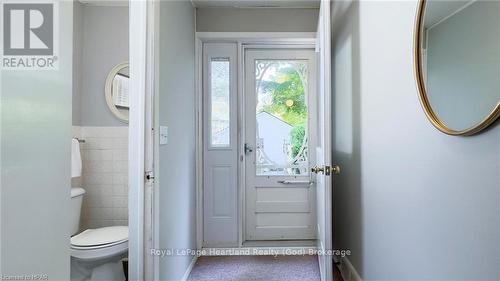 27 Bluewater Drive, Central Huron (Goderich Twp), ON - Indoor Photo Showing Bathroom