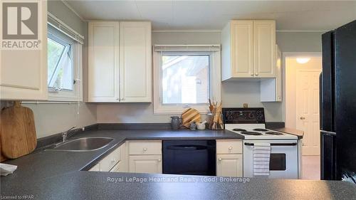 27 Bluewater Drive, Central Huron (Goderich Twp), ON - Indoor Photo Showing Kitchen