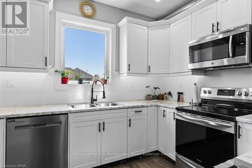 759 Anderson Drive, Huron East (Brussels), ON - Indoor Photo Showing Kitchen With Double Sink With Upgraded Kitchen