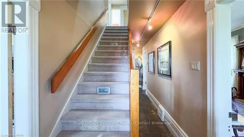 73399 London Road, Bluewater (Hay), ON - Indoor Photo Showing Other Room