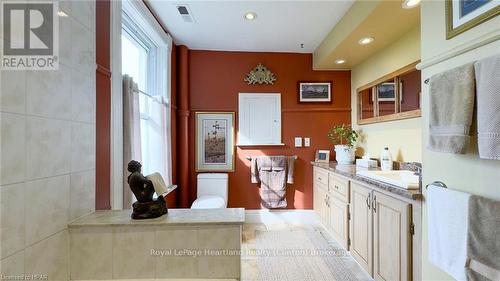 73399 London Road, Bluewater (Hay), ON - Indoor Photo Showing Bathroom