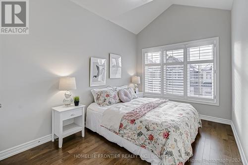 67 Hilts Drive, Richmond Hill, ON - Indoor Photo Showing Bedroom