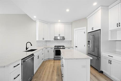 2045 Galore Crescent, Kamloops, BC - Indoor Photo Showing Kitchen With Upgraded Kitchen