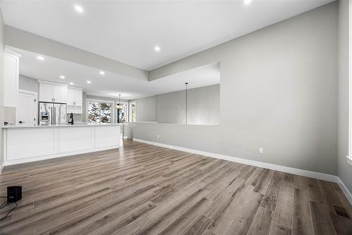 2045 Galore Crescent, Kamloops, BC - Indoor Photo Showing Other Room