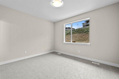 121-2045 Stagecoach Drive, Kamloops, BC - Indoor Photo Showing Other Room