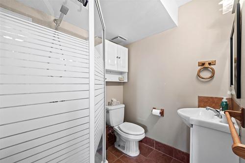 1289 Foxwood Lane, Kamloops, BC - Indoor Photo Showing Bathroom