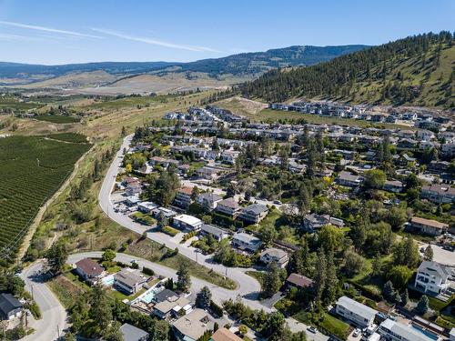 952 Ackerman Court, Kelowna, BC - Outdoor With View