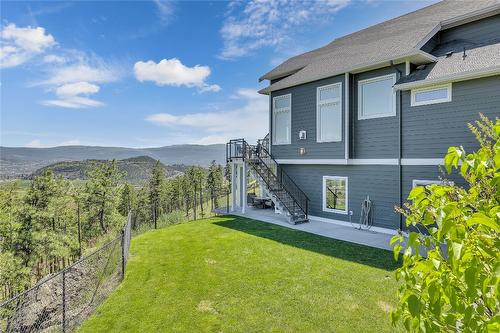 121 Upper Canyon Drive, Kelowna, BC - Outdoor