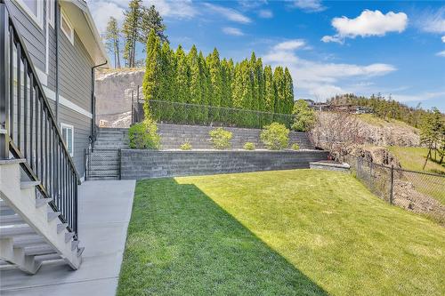 121 Upper Canyon Drive, Kelowna, BC - Outdoor