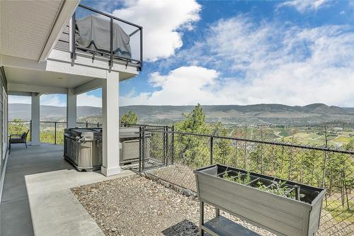 121 Upper Canyon Drive, Kelowna, BC - Outdoor With View With Exterior