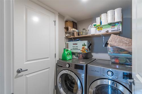 137-8800 Dallas Drive, Kamloops, BC - Indoor Photo Showing Laundry Room