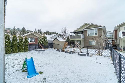 137-8800 Dallas Drive, Kamloops, BC - Outdoor