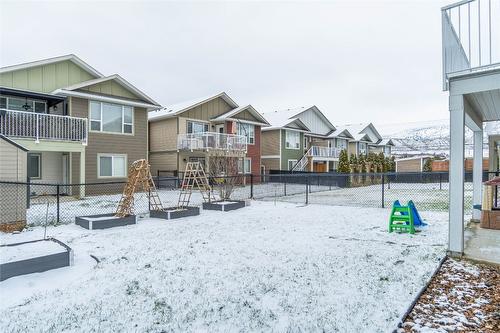 137-8800 Dallas Drive, Kamloops, BC - Outdoor