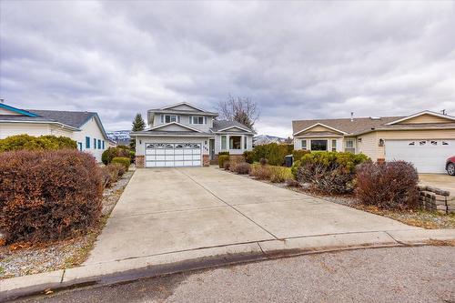 908 Vickers Court, Kelowna, BC - Outdoor With Facade