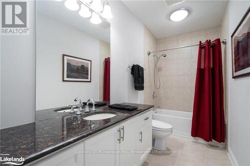 201 - 27 Beaver Street S, Blue Mountains (Thornbury), ON - Indoor Photo Showing Bathroom