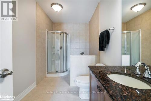 201 - 27 Beaver Street S, Blue Mountains (Thornbury), ON - Indoor Photo Showing Bathroom