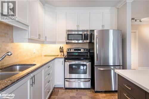 201 - 27 Beaver Street S, Blue Mountains (Thornbury), ON - Indoor Photo Showing Kitchen With Stainless Steel Kitchen With Double Sink