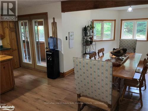 356 Chub Lake Road, Huntsville (Brunel), ON - Indoor Photo Showing Dining Room