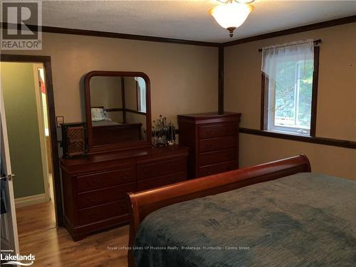 356 Chub Lake Road, Huntsville (Brunel), ON - Indoor Photo Showing Bedroom