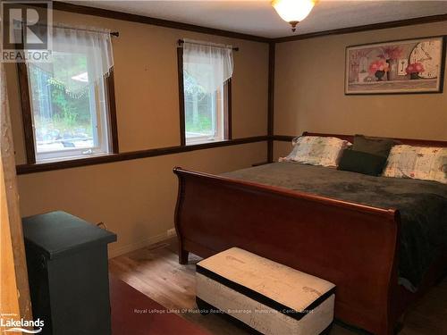 356 Chub Lake Road, Huntsville (Brunel), ON - Indoor Photo Showing Bedroom