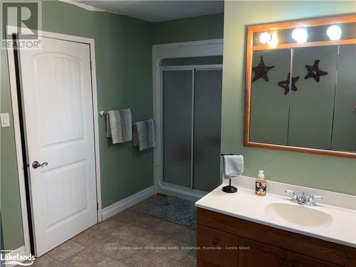 356 Chub Lake Road, Huntsville (Brunel), ON - Indoor Photo Showing Bathroom