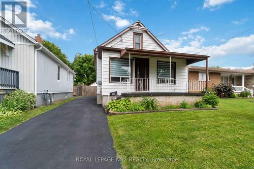 434 Scholfield Avenue N, Welland (773 - Lincoln/Crowland), ON - Outdoor With Deck Patio Veranda With Facade