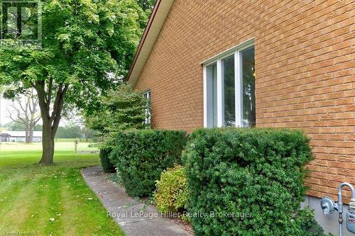 250 Stella Avenue, Southwest Middlesex (Glencoe), ON - Outdoor