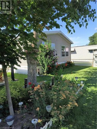 20 George Street, Strathroy-Caradoc (Se), ON - Outdoor